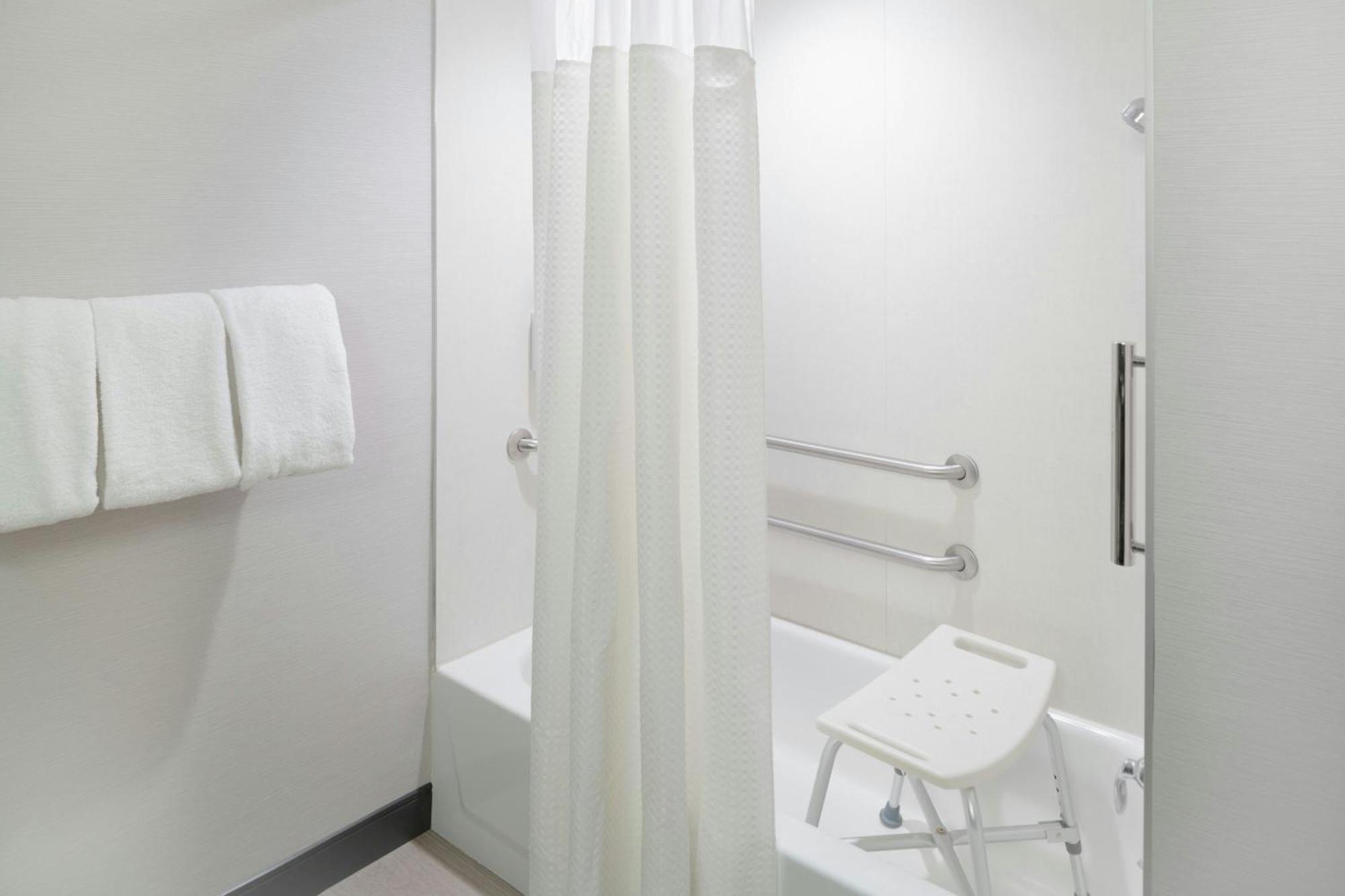 Courtyard By Marriott Providence Lincoln Ξενοδοχείο Εξωτερικό φωτογραφία