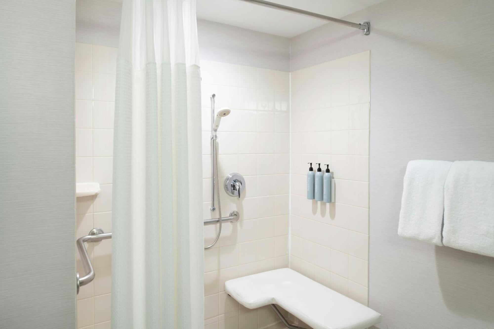 Courtyard By Marriott Providence Lincoln Ξενοδοχείο Εξωτερικό φωτογραφία