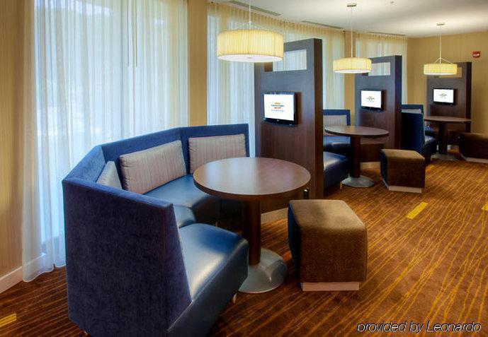 Courtyard By Marriott Providence Lincoln Ξενοδοχείο Εξωτερικό φωτογραφία